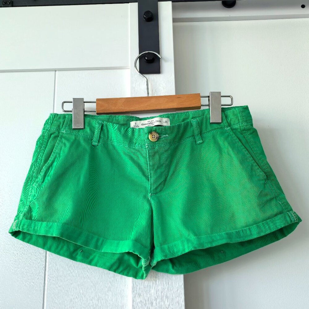 Abercrombie & Fitch Green Chino Shorts – Size 0 (W25)